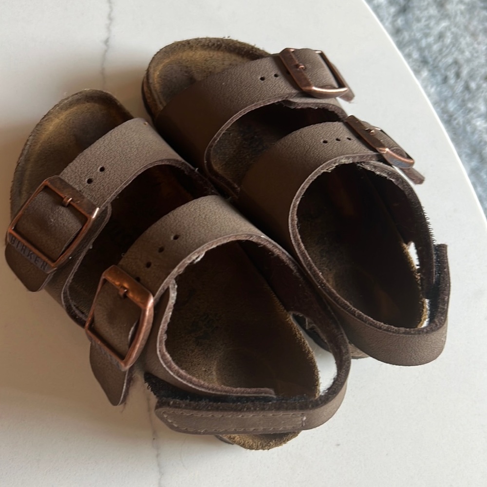Birkenstock size 24 brown kids